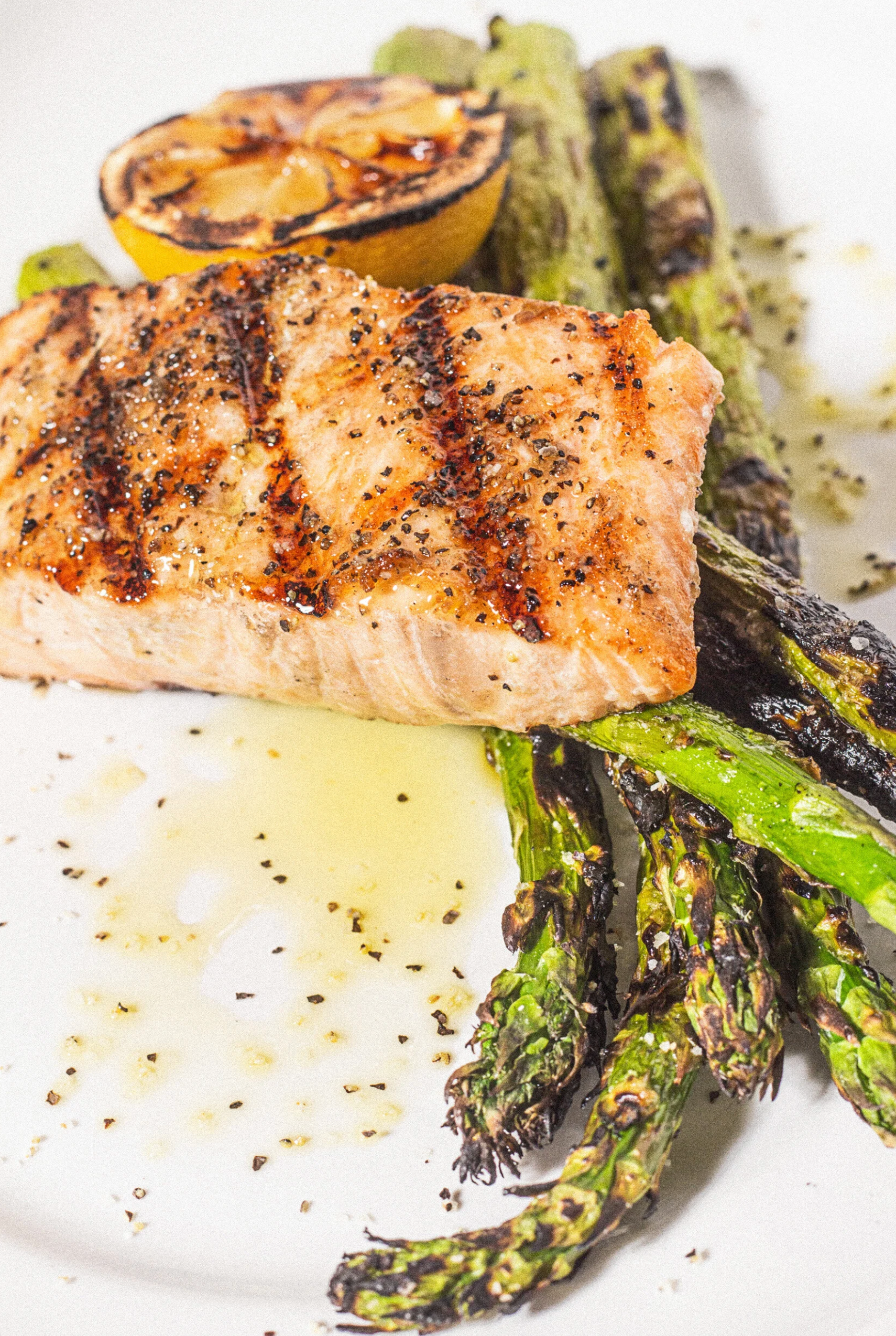Livia's Salmon Asparagus Lemon